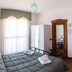 L'attico Fuggente Vendégház Nápoly